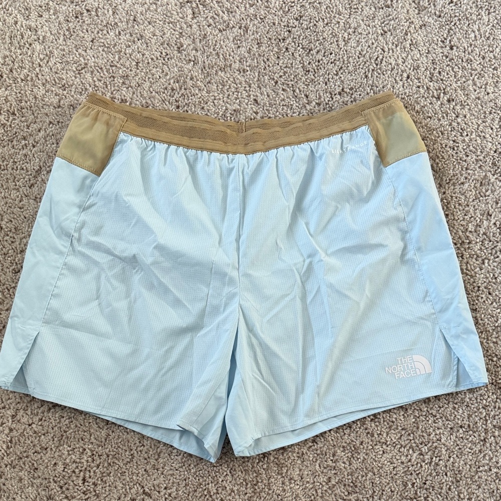 The North Face Summer LT 6in Short - Large Men's Barely Blue/Khaki Stone